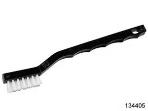 Toothbrush White Nylon Bristle 